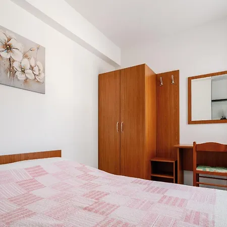 Charming Little Apartment Cilipi Exterior photo